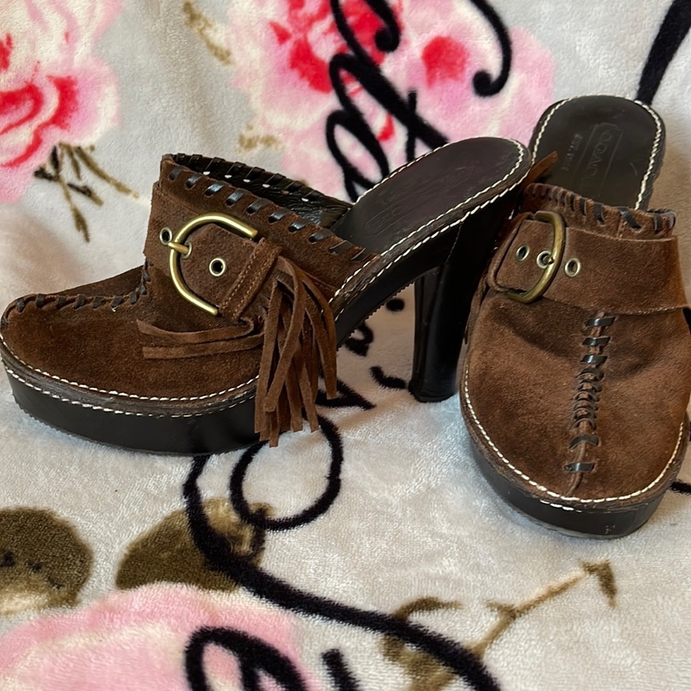 Coach heels-like new